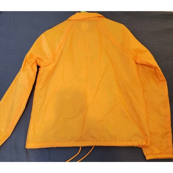 VANS Thanks Coach Unisex Windbreaker Size M Gold‎ Yellow Snap Closure Nylon - Picture 2 of 10